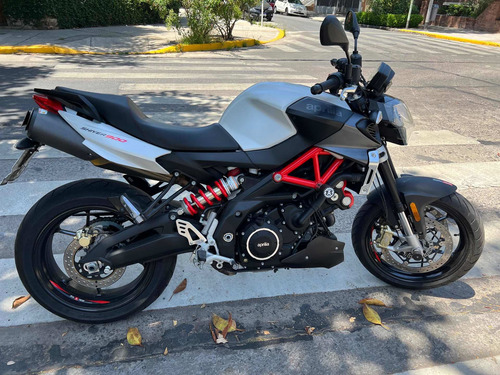 Imagen 10 de 23 de Aprilia Shiver 900 Naked