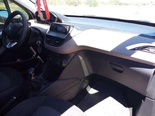 Peugeot 208 1.6 Active 2017