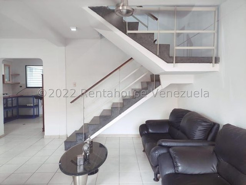 Imagen 7 de 30 de Hermosa Y Espaciosa Casa En Venta Zona Cabudare La Piedad Norte %%% Rf 23-1 7 1 4 7 Kl Rah %%%