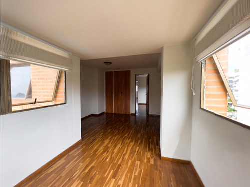 Vendo Apto 123m2 2h/2b/2p Los Samanes 4306
