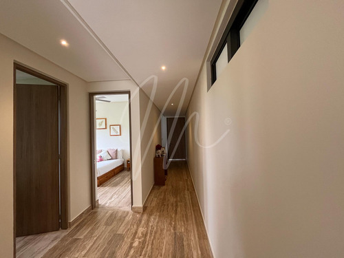 Departamento En Venta En Cancun, Arbolada