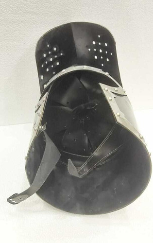 Casco Medieval Tipo Barbuta Con Visera