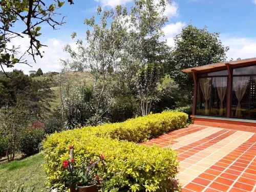 Finca Marinilla Via Peñol Guatapé