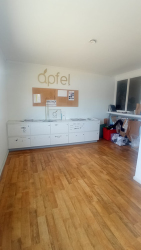 Estupendo Taller Confección O Comoda Casa Particular