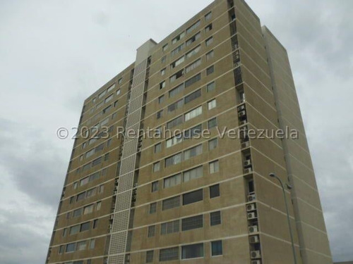 Apartamento En Venta En La Zona Oeste  De Barquisimeto Ey