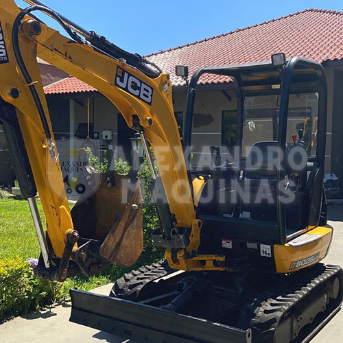 Imagem 2 de 6 de Mini Escavadeira Jcb 8026