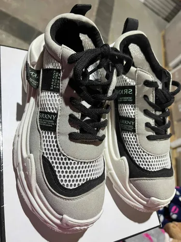 Zapatillas Sarkany Talla 39 MercadoLibre