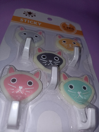 Ganchos De Pared Autoadhesivos De Gato Y Fruta - 8 Pcs