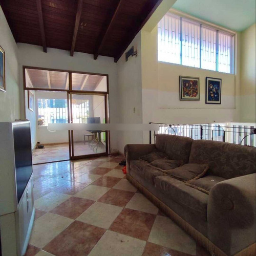 Imagen 4 de 11 de Casa En Venta Ubicada En Las Colinas Catia La Mar Estado La Guaira Ref 006 - 402