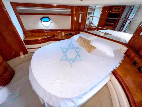 Lancha Intermarine 760 Iate Barco N Schaefer Carbrasmar Real