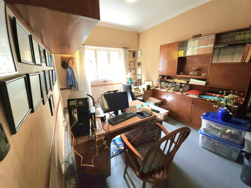 Venta Casa A Refaccionar Sobre Gran Lote Arbolado