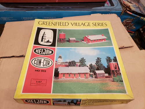 Heljan Con-cor Greenfield Village 1/87 Ho Kit H0