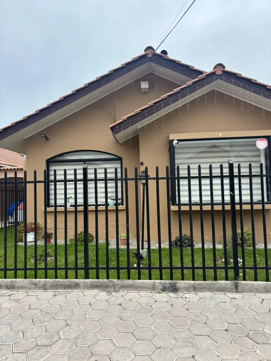 Imagen 1 de 25 de Casa En Hermoso Sector Residencial Valle Del Sol
