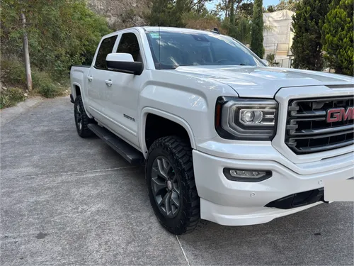 Impecable Gmc Sierra Stl 2016