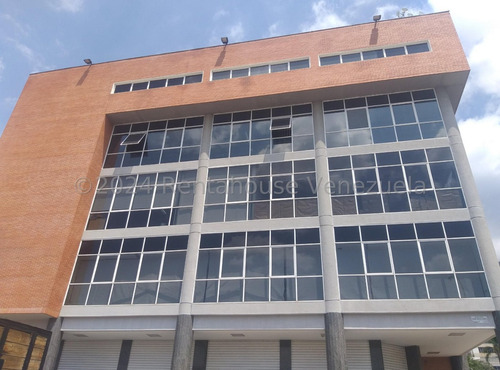 Excelente Galpon Industrial De 440 M2 En Alquiler Boleita Norte Caracas 24-18544