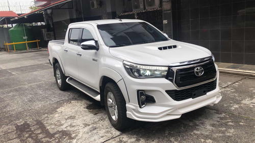 Imagen 2 de 6 de Toyota Hilux Full Extras Srv 3.0