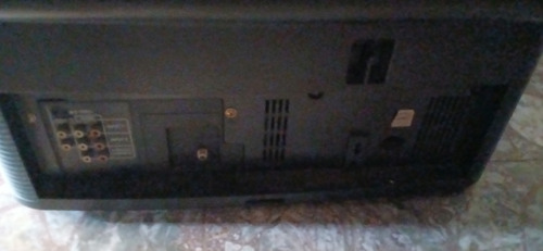 Televisor Jvc 32 Tubo. (Usado)