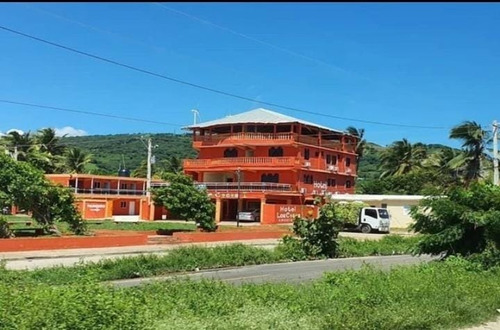 Se Vende Magnifico «hotel Los Cocos» En El Sur