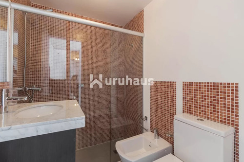 Venta Apartamento Dos Dormitorios Punta Del Este Edificio Icon Brava