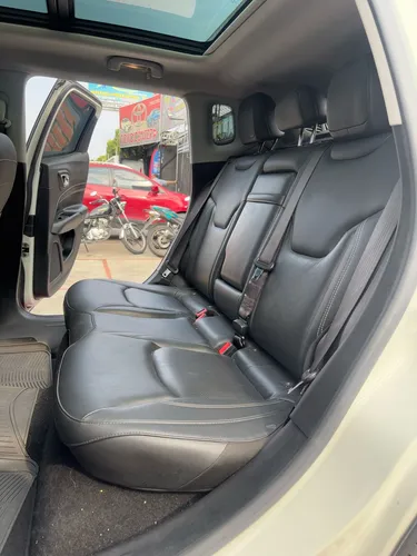 Jeep Compass Longitude T270 1.3t At
