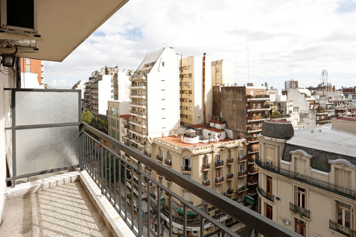 Venta Departamento 2 Amb Super Luminoso Con Balcon