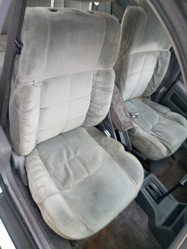 Imagen 6 de 8 de Ford Topas Ghia Sedan