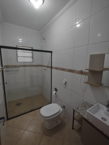 Casa Com 3 Dorms Em Bairro Nobre