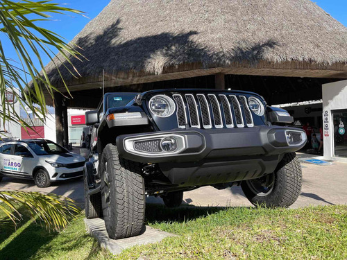Imagen 2 de 13 de Jeep Wrangler Sahara Mild Hybrid