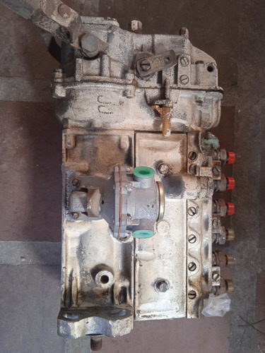 Bomba De Inyección Motor Deutz 913 6 Cil