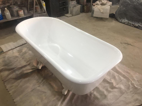 Bañera Con Patas Antigua Blanca Ferrum Blanco (Usado)