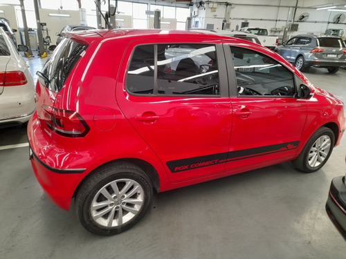 Imagen 16 de 18 de Volkswagen Fox 2018 1.6 Highline
