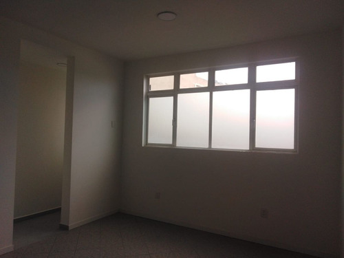 Oficinas En Renta En Zona Centro Con Recepción
