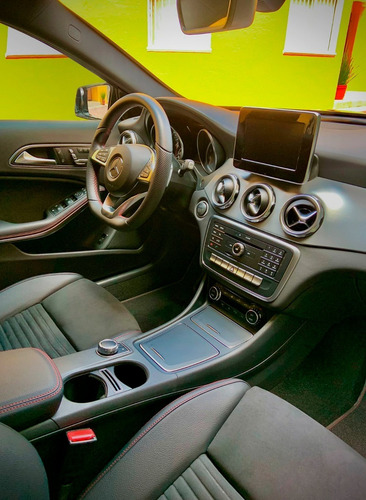 Imagen 6 de 12 de Mercedes Benz Gla 250 Sport