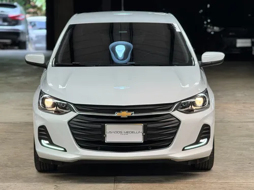 Chevrolet Onix 1.0T Premier Sedan At