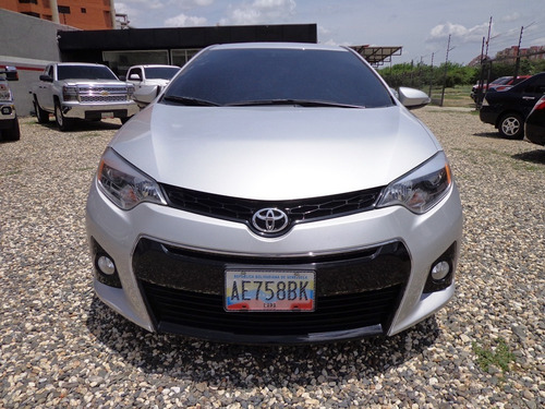 Imagen 8 de 12 de Toyota Corolla Plus