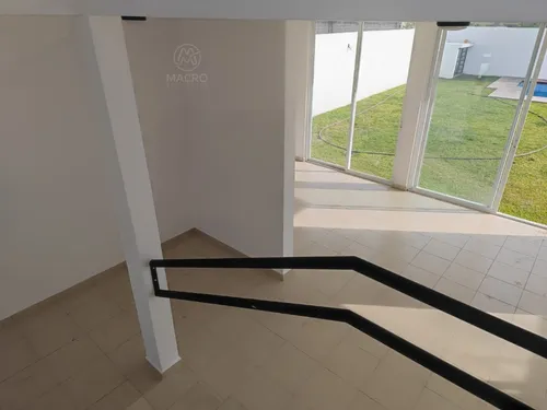 Casa En Venta En Fracc. Real De Oaxtepec A Estrenar Con Alberca Y Jardín, Escriturada.