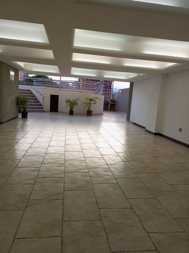 Imagen 6 de 30 de Pmmi Solo Clientes En Venta Penthouse Dúplex En La Trigaleña Alta, Ubicación Privilegiada, Con Espectacular Terraza Y Extraordinaria Vista Panorámica 360