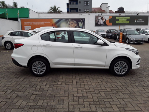 Fiat Cronos 1.0 FIREFLY FLEX DRIVE MANUAL