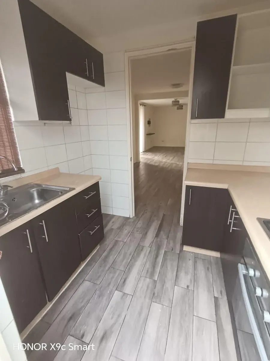 Imagen 5 de 8 de Amplia Y Hermosa Casa En Villa Las Araucarias, Colina
