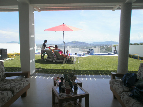 Casa De 3 Niveles Con Alberca En Burgos Bugambilias Cuernavaca