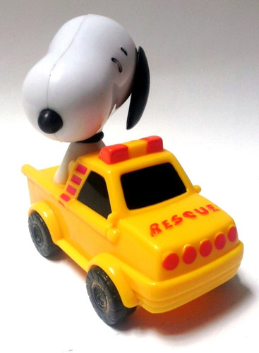 Juguete Mcdonald's Snoopy Camioneta Amarilla Detalles Rojos
