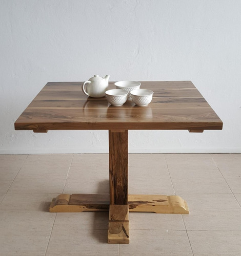 Mesa Cuadrada 100cm Pata Central Madera Dura Maciza