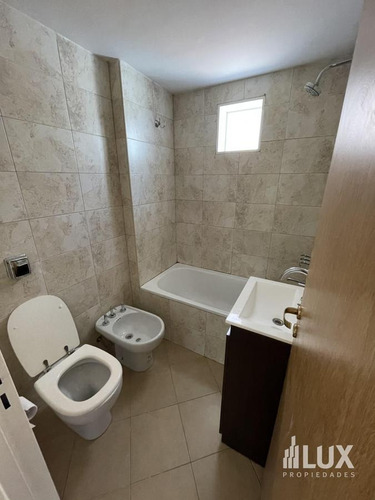 Imagen 10 de 20 de Venta Departamento Un Dormitorio Piso 7 Juan Manuel Rosas 1300 - Centro