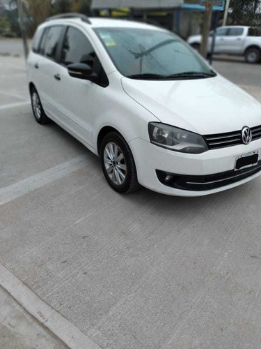 Imagen 3 de 12 de Volkswagen Suran 2012 1.6 Trendline 11b