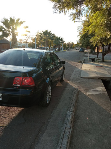 Imagen 4 de 8 de Volkswagen Bora 1.9 Trendline I 100cv 2011