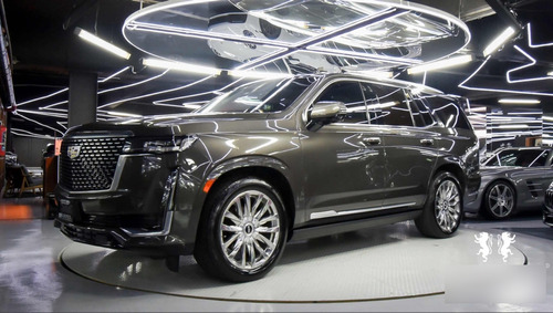 Cadillac Escalade 6.2 Plinum 4x4 At