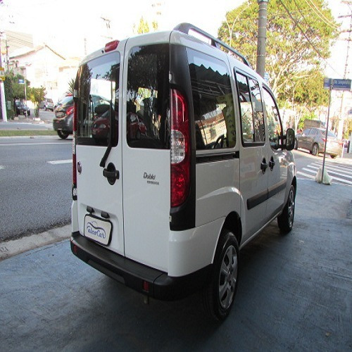 Fiat Doblo 1.8 Essence / Completo/ 7 Lugares / 2018