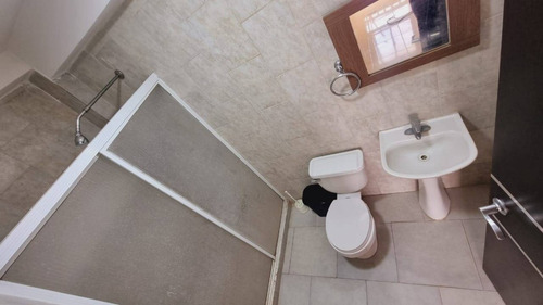 Imagen 6 de 10 de Apartamento En Alquiler Residencias Doral Country Club Sector El Rincón 166419
