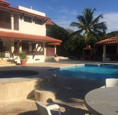 Vendo Villa En Casa De Campo, Vivero, La Romana.