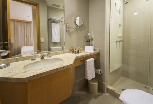 Imagem 5 de 14 de Transamerica Executive Jardins - Oportunidade De Investimento No Pool. - Sf3102